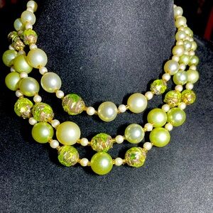 Antique Green pearl beaded necklace